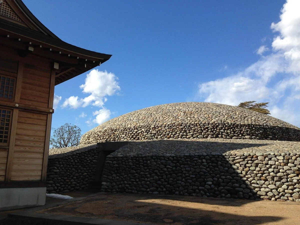Kumano Shrine Ancient Tomb