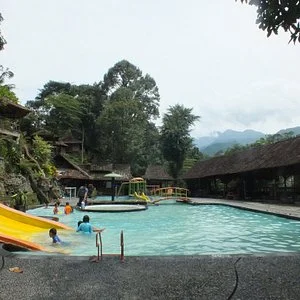 Goa Bunda Maria Ratu