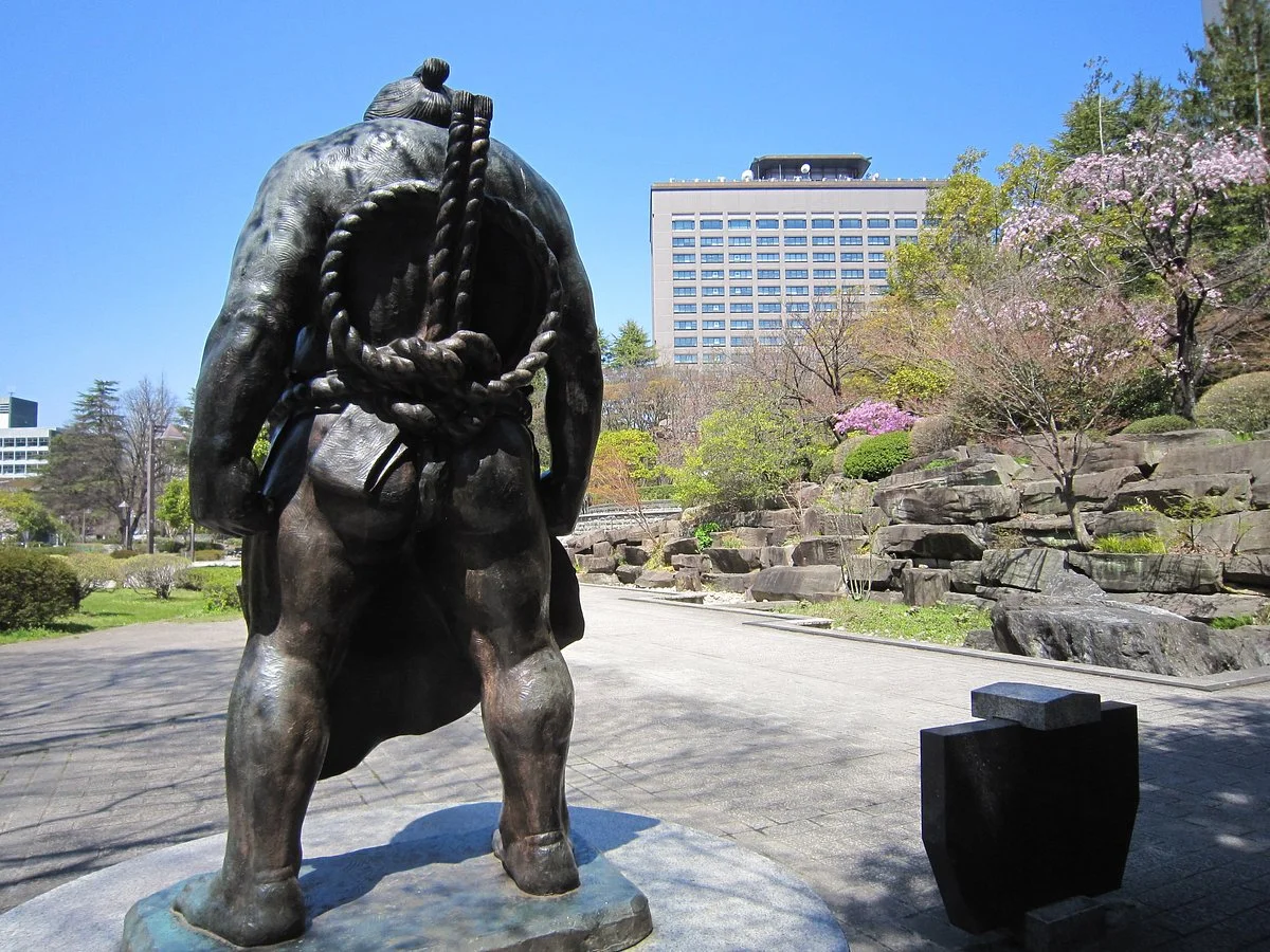 Life-size Statue of Kajinosuke Tanikaze