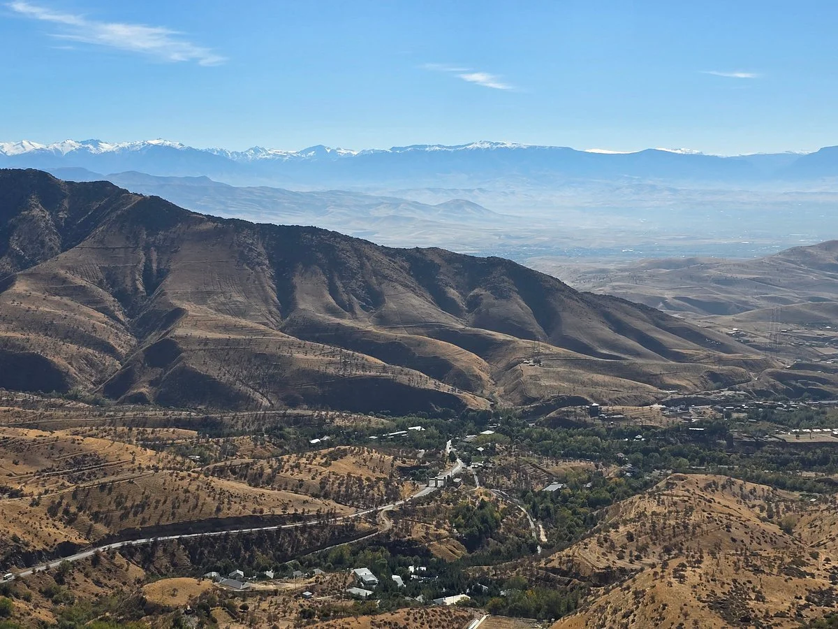 Tahtakaracha Pass