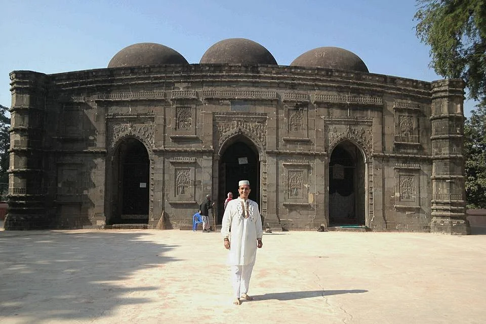 Kusumba Mosque