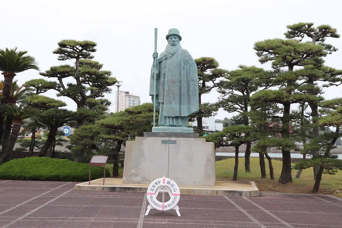 Kokichi Mikimoto Statue