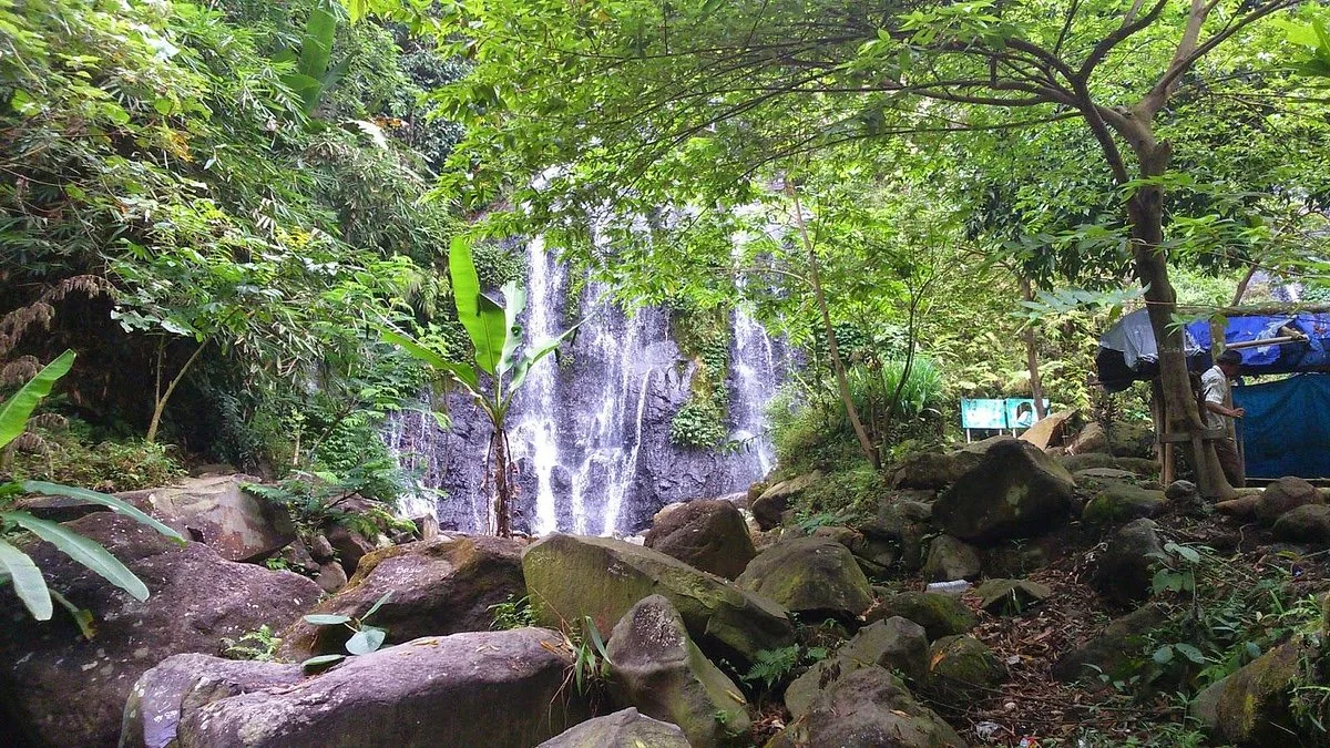 Air Terjun Pengantin