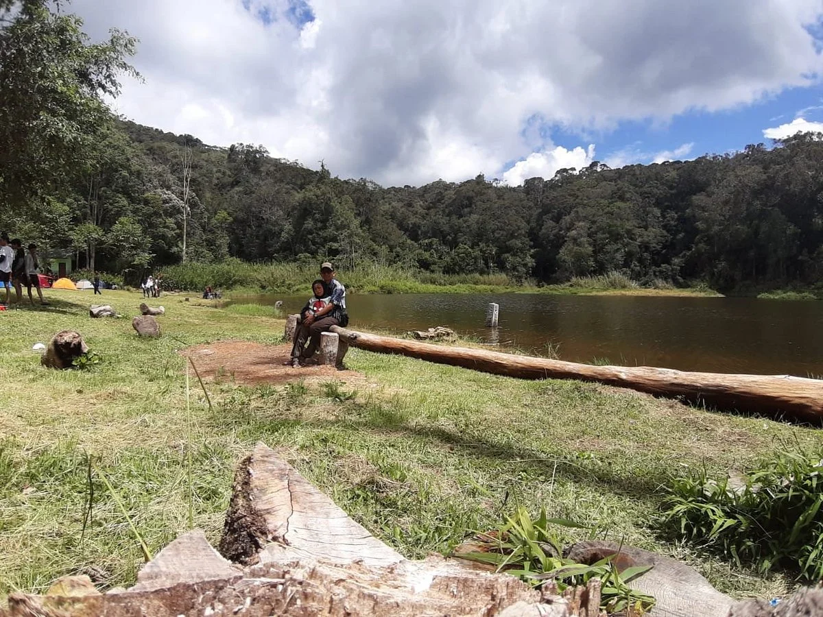 Tambing Lake