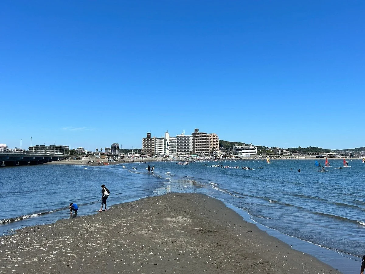 Katase Higashihama Beach