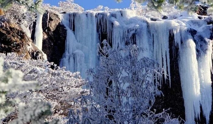 Jiaozi Snow Mountain