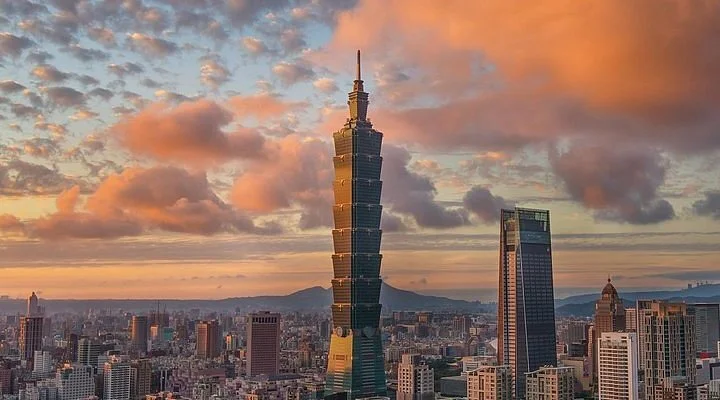 Shui Bian Tou Xi Shan Keng
