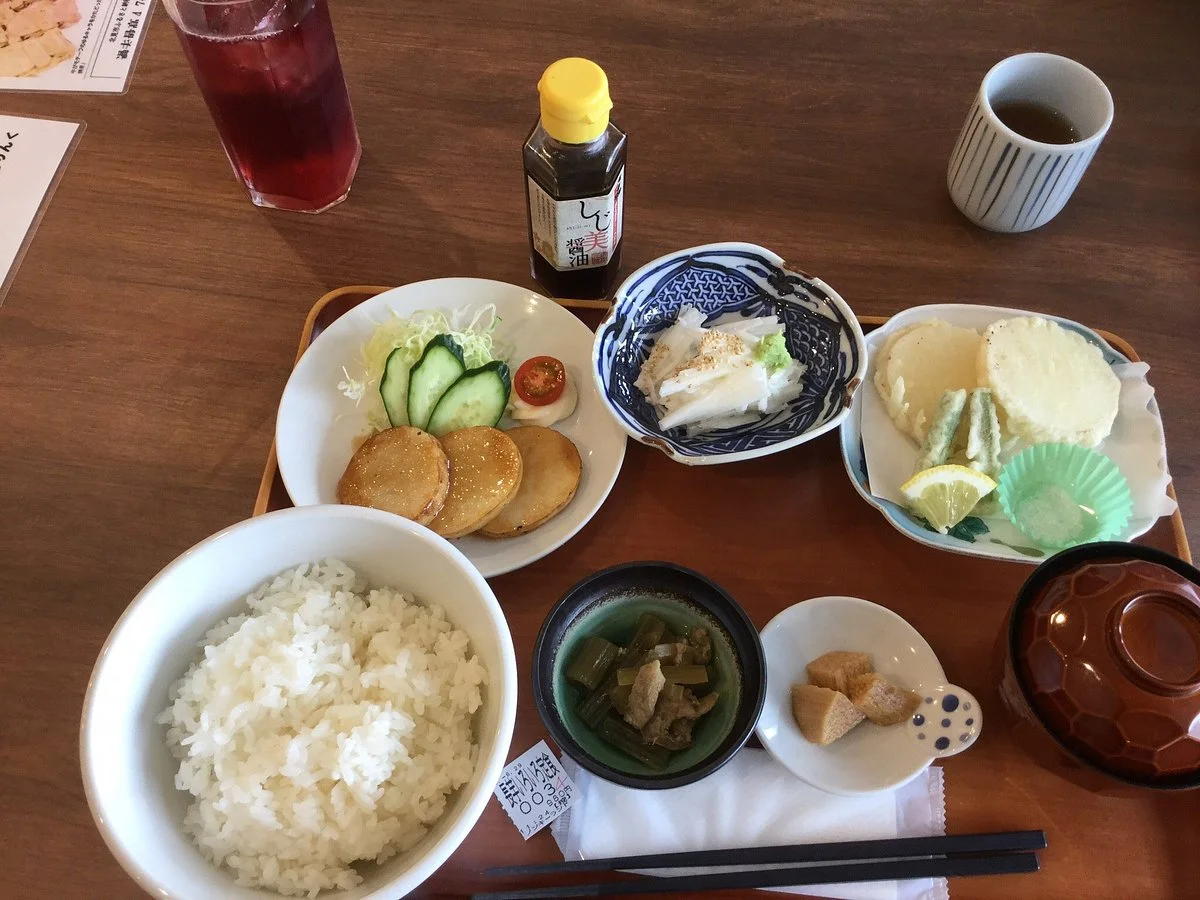 Michi-no-Eki  Nonkyland Higashimokoto