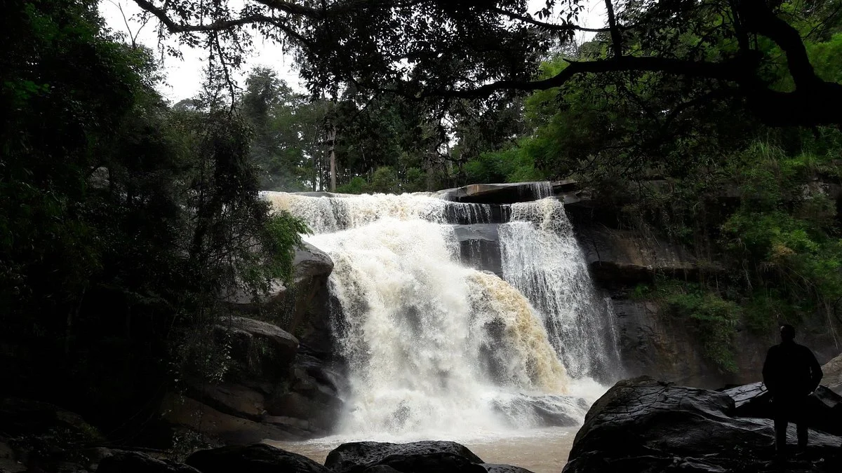 Tat Hueang Waterfall