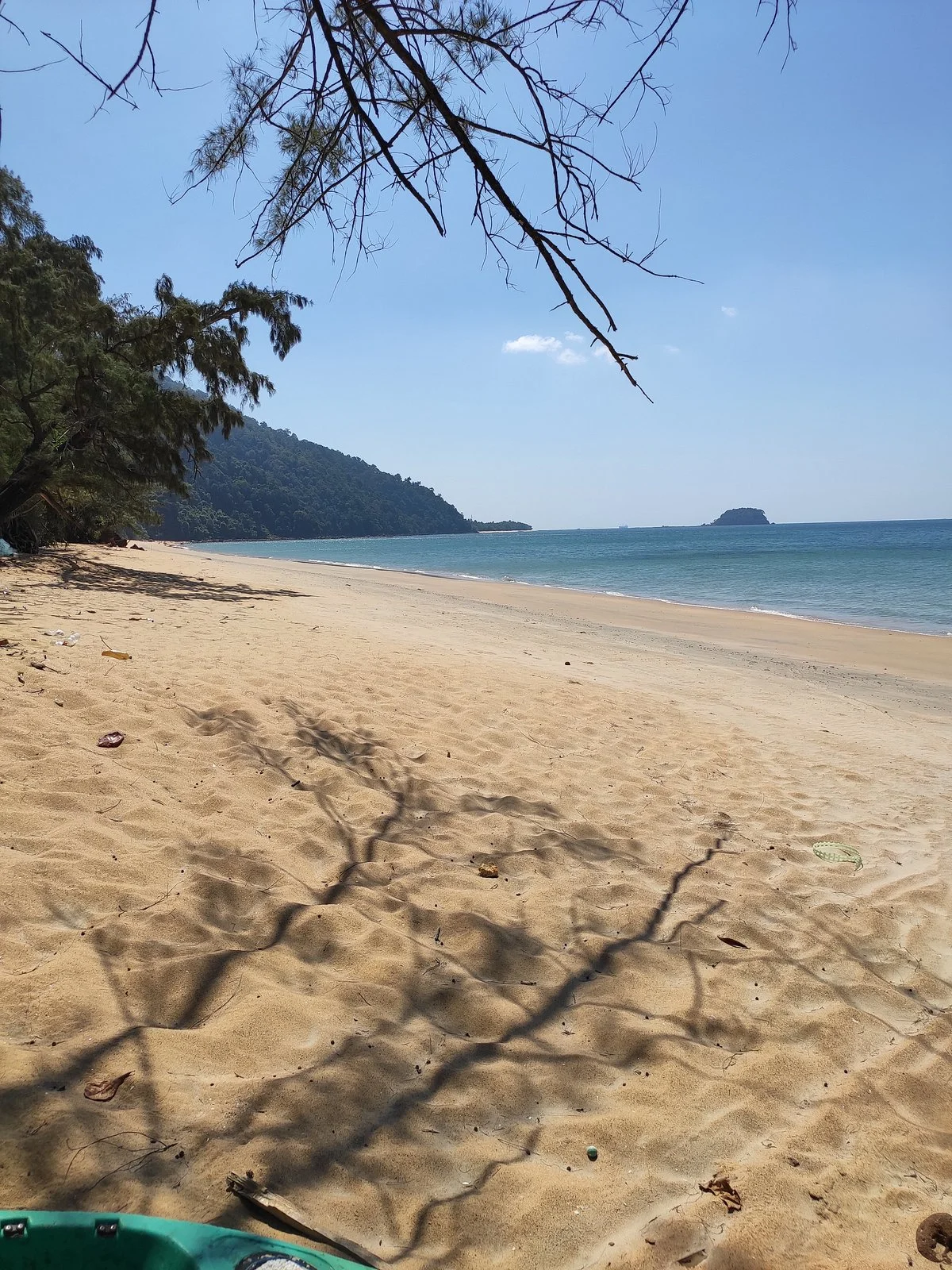 Tung Yaka Beach