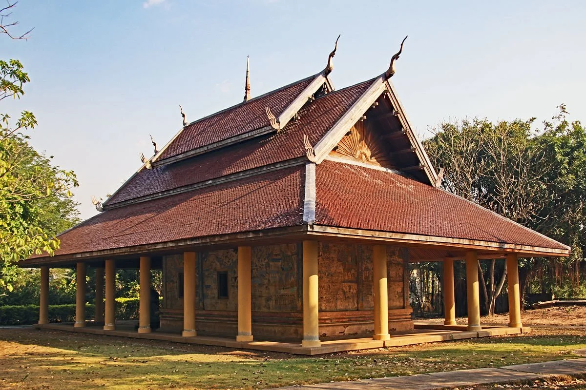 Wat Sa Bua Kaeo