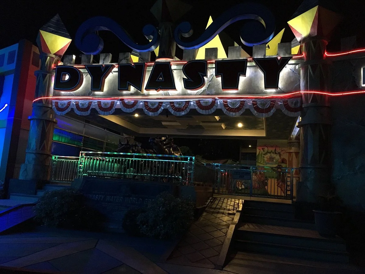 Dynasty Water World