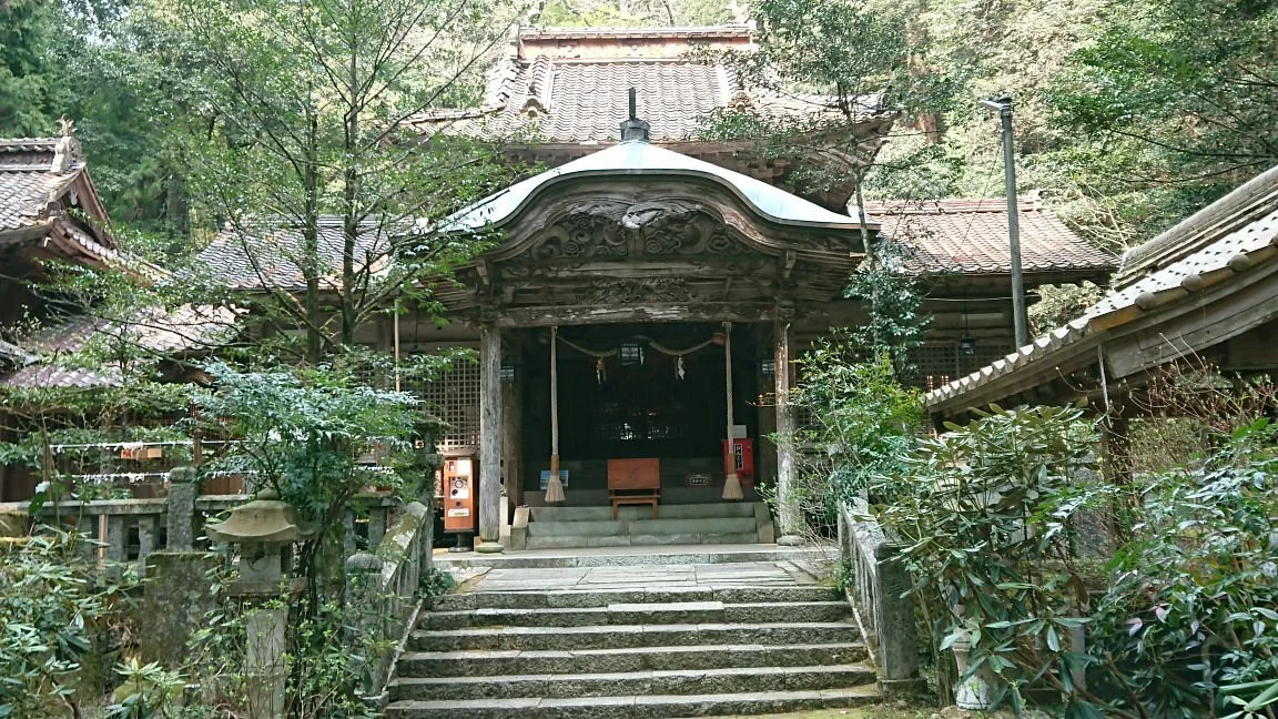 Nishoyamada Shrine
