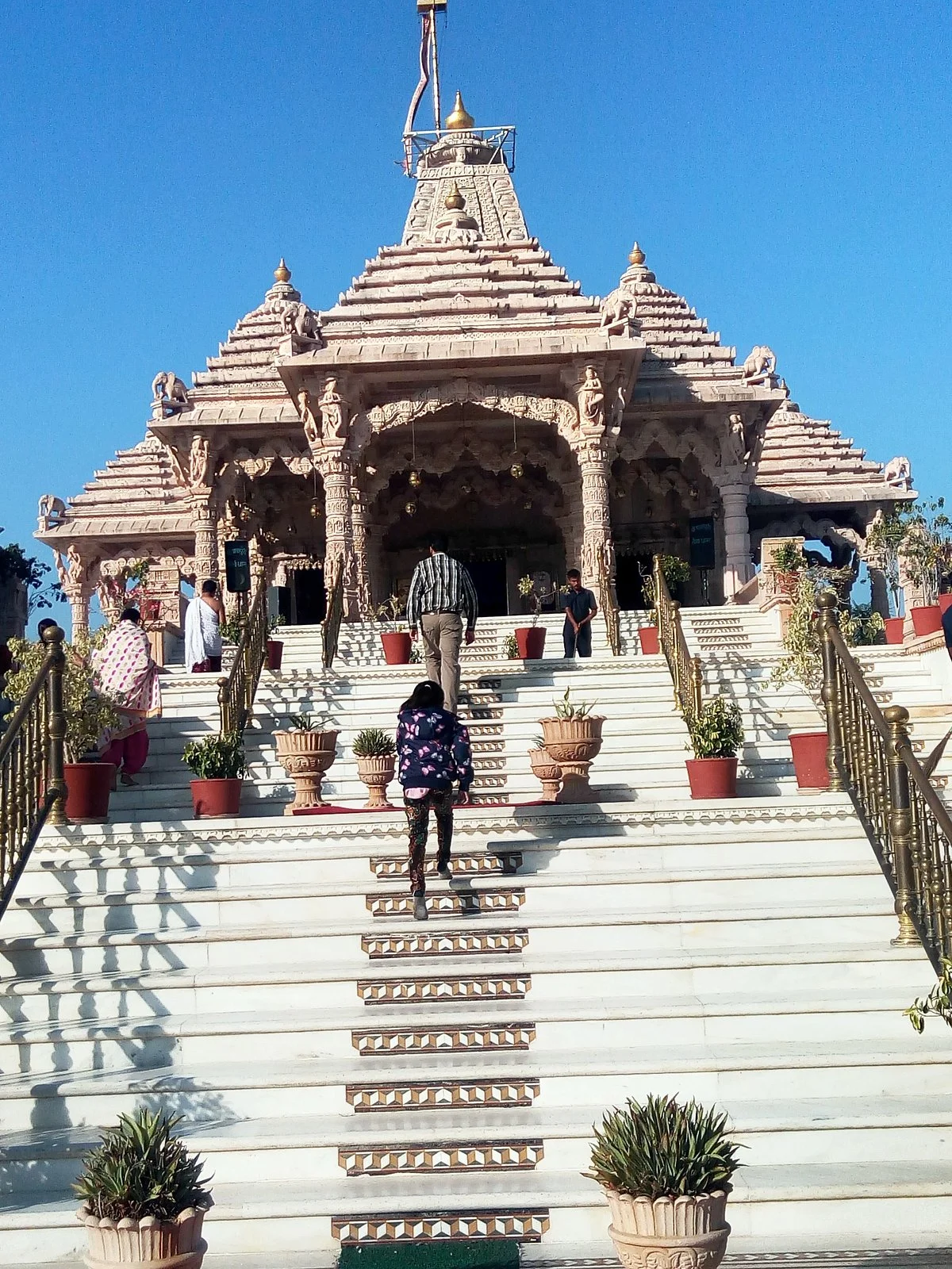 Pava Puri Tirth Dham Jain Temple