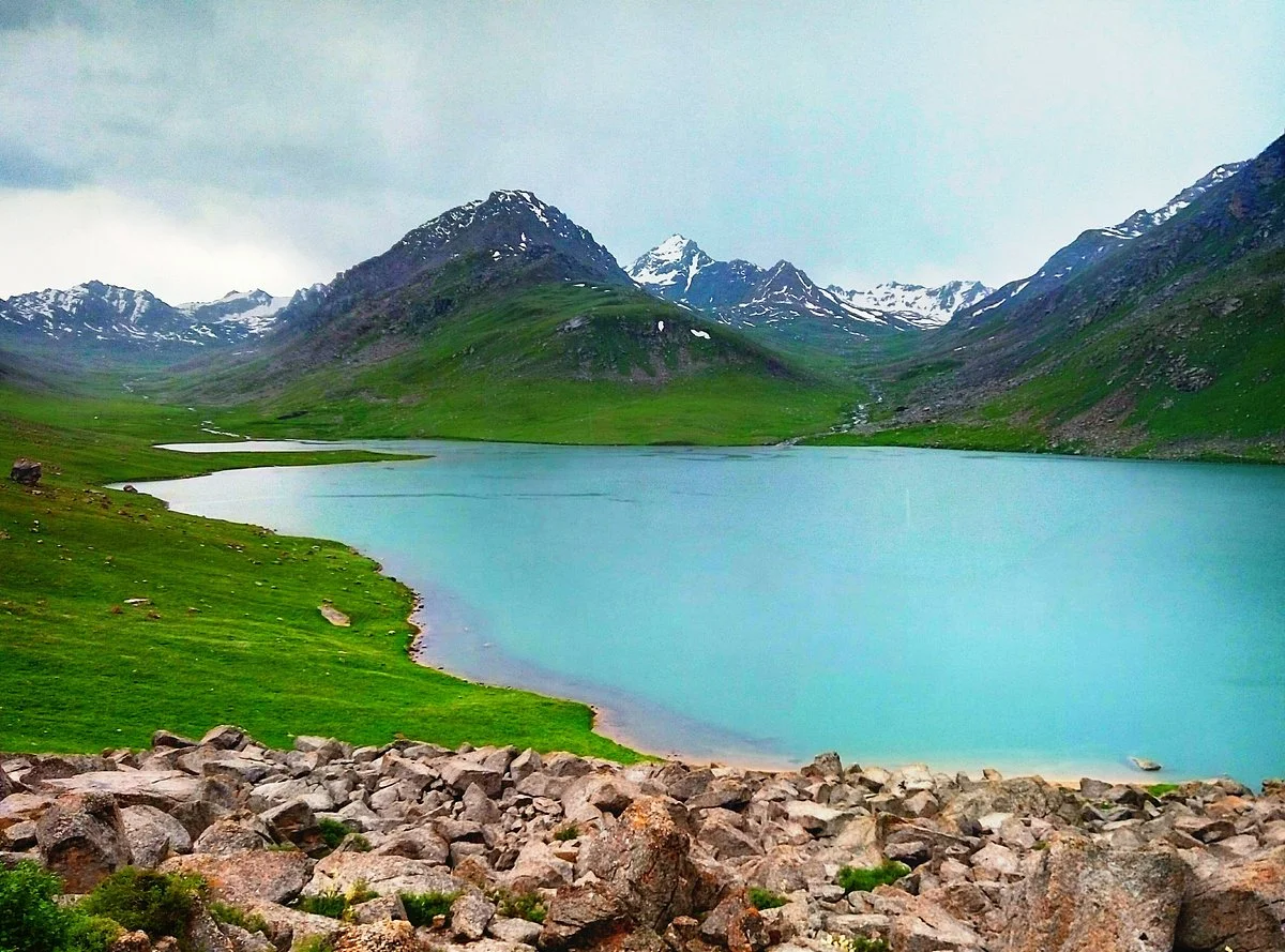 Besh-Tash Lake