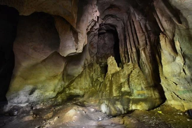 Bat-ongan Cave