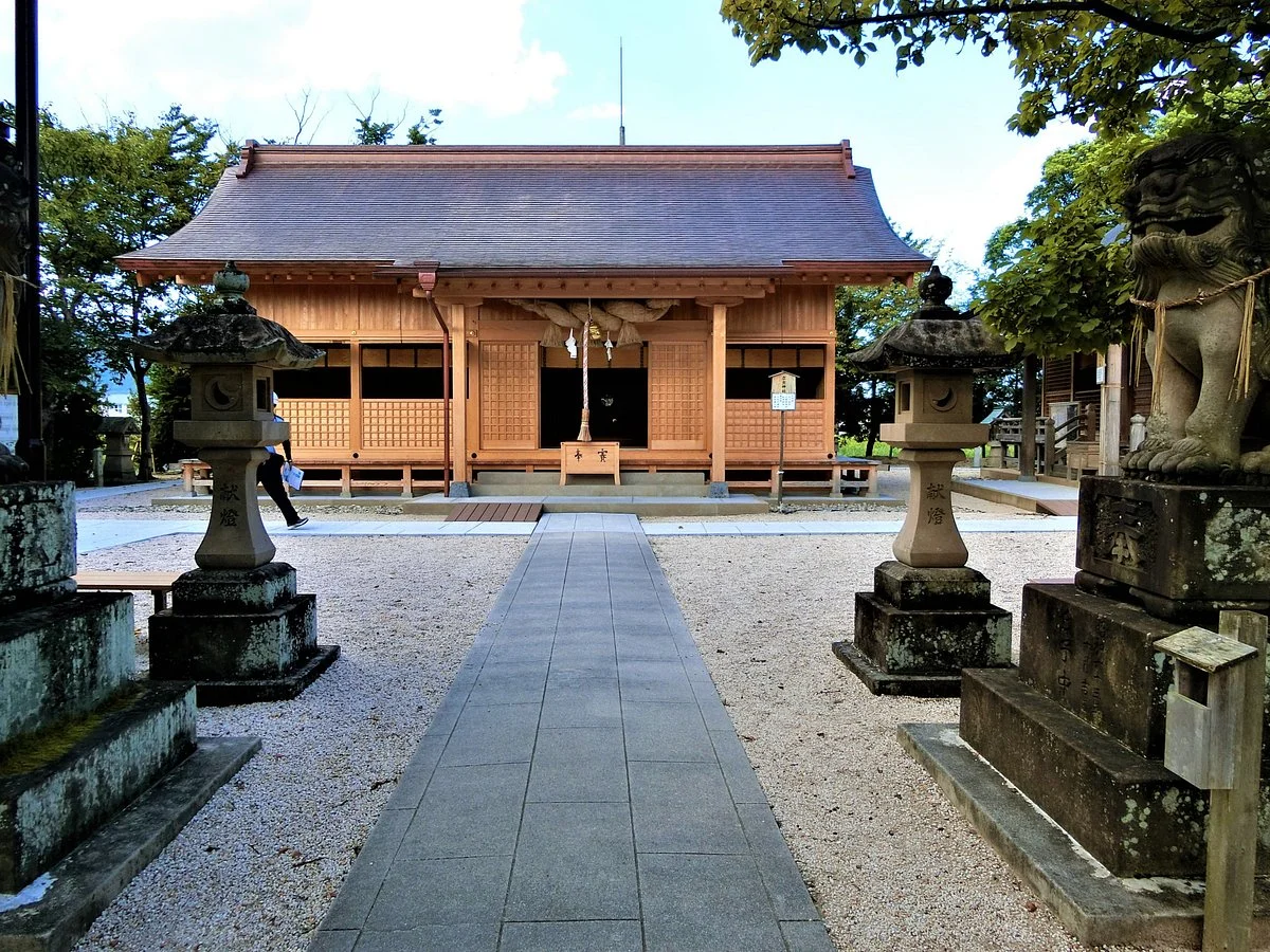 Makuse Shrine Tachimushi Shrine