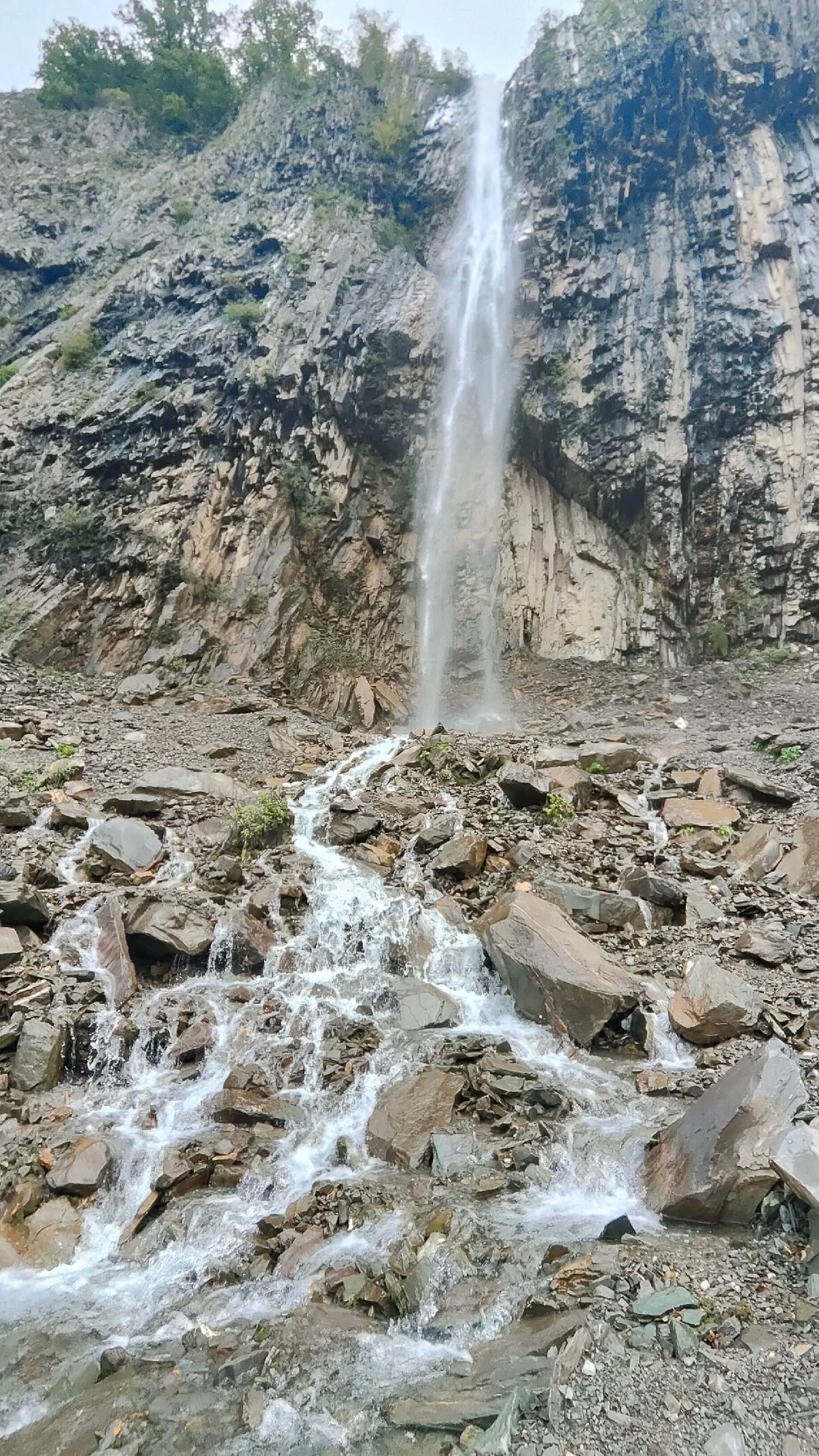 Ilisu Waterfall