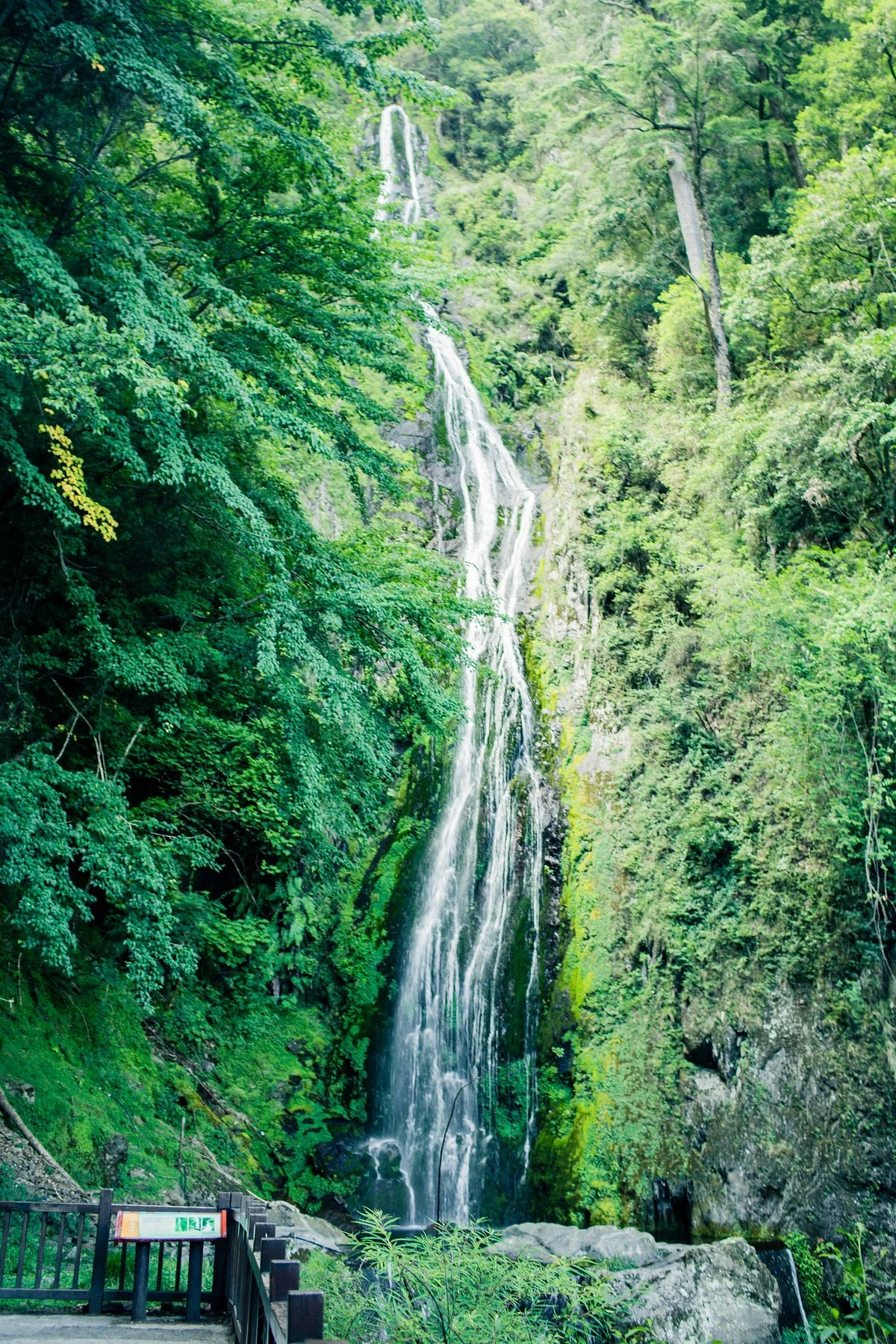 Wuling Taoshan Waterfall