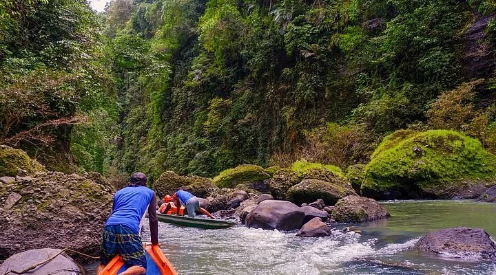 Cadaratan Falls