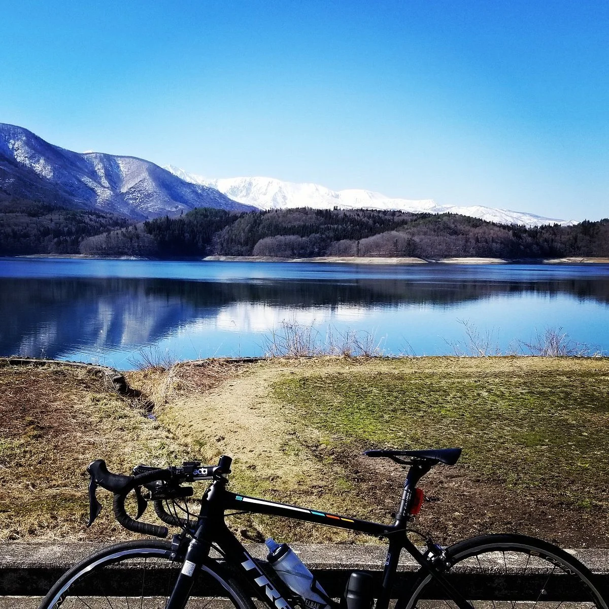 Aoki Lake