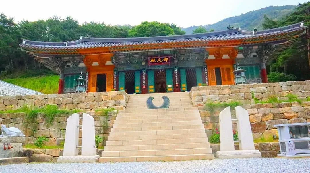 Samhwasa Temple