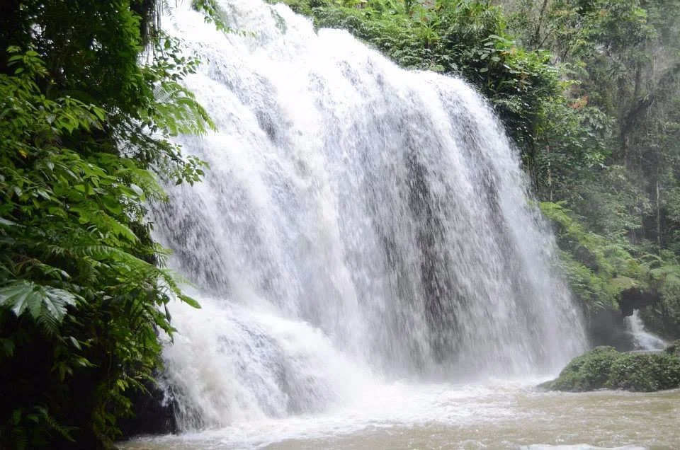 Tenubak Falls