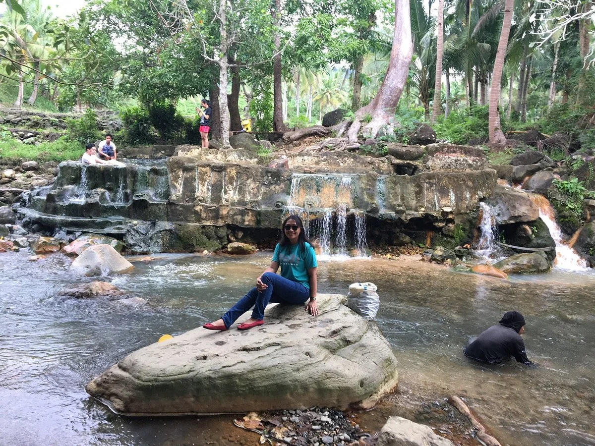 Mainit Hot Spring