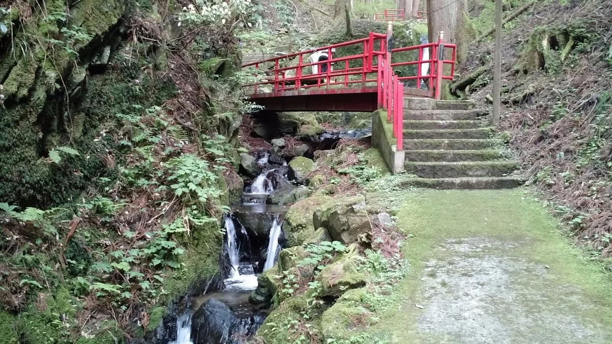 Wakazakura Benzaiten
