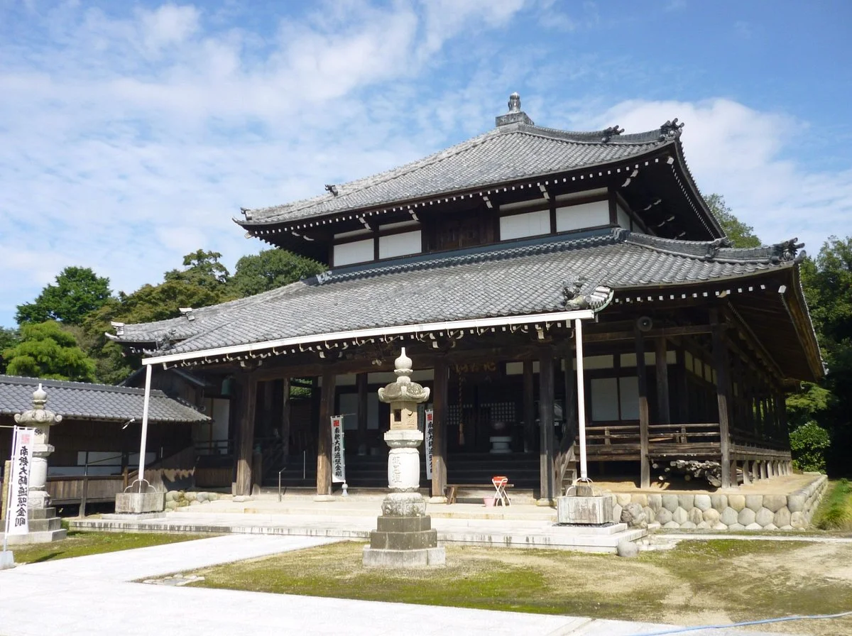 Hachisuka Rengeji Temple