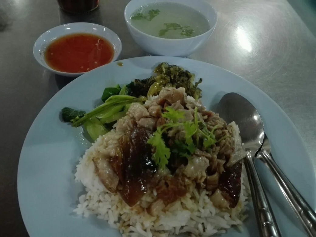 Pho Chai Market