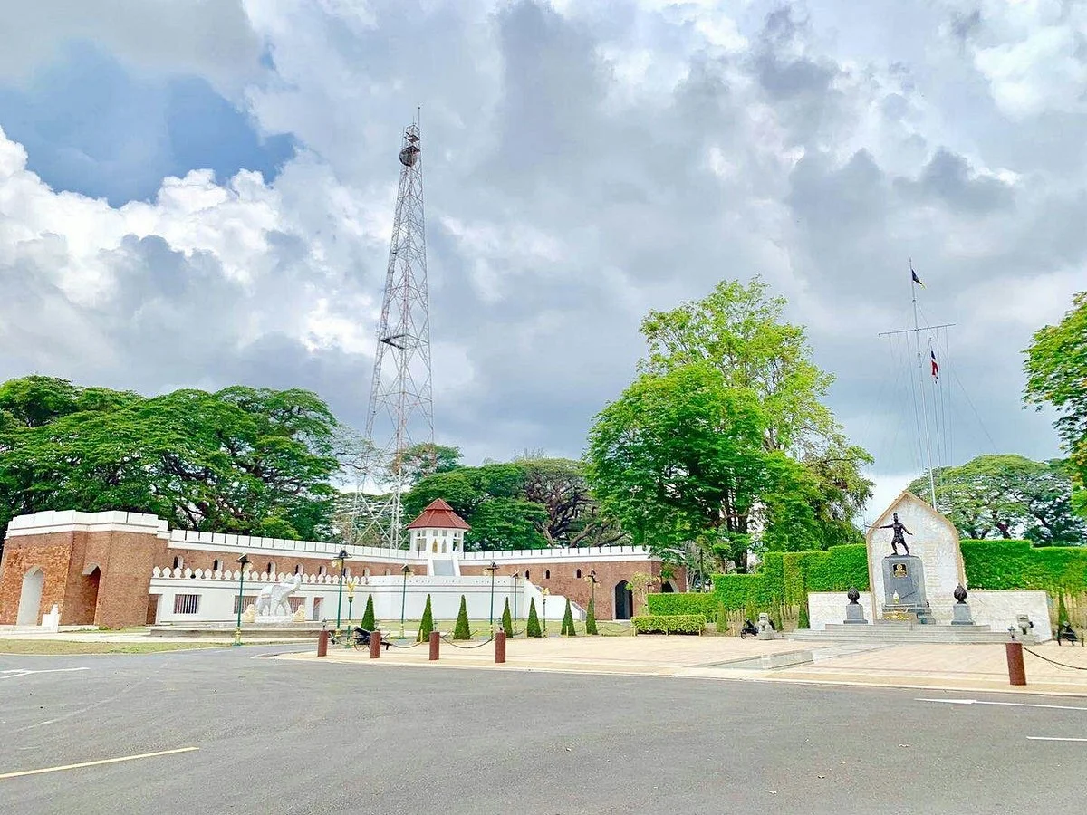 Taksin Camp