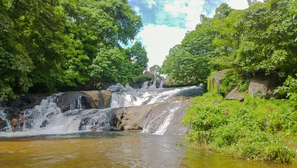 Ilanjippara Waterfall