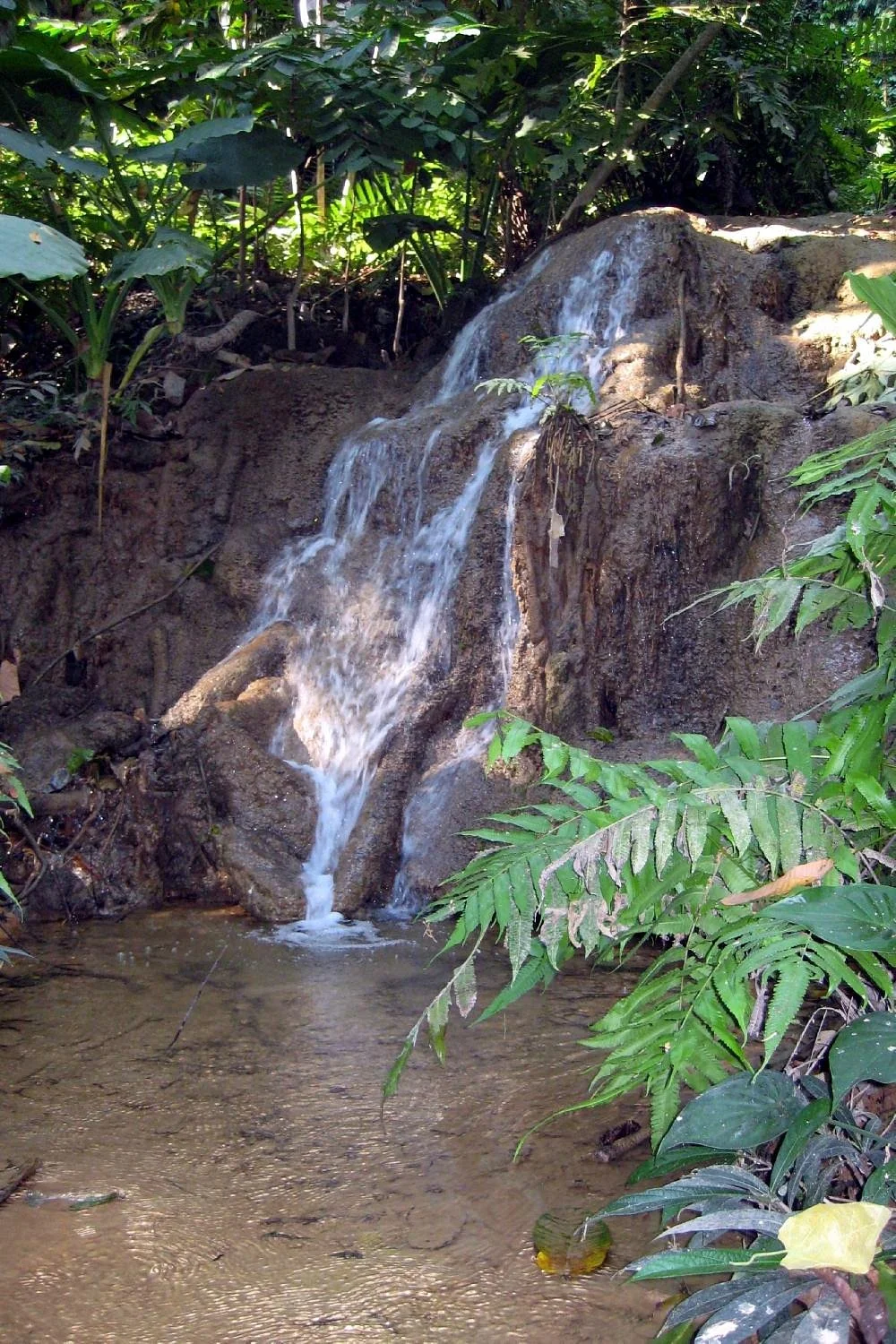 Namtok Huai Rong Waterfall