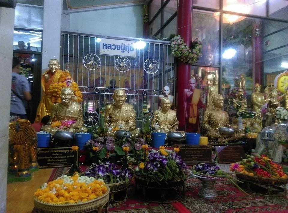 Wat Pak Khlong Makham Thao