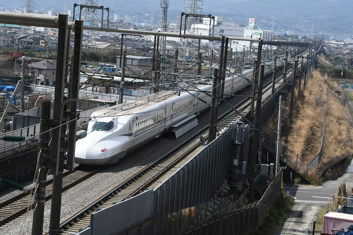 Shinkansen Birthplace Kamonomiya Monument