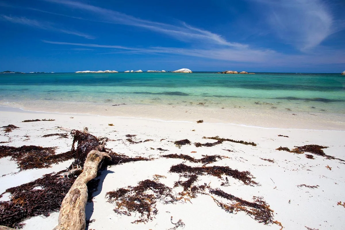 Pantai Jimbaran Belitung