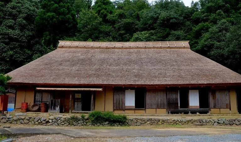 Old Suyama-Ke Residence