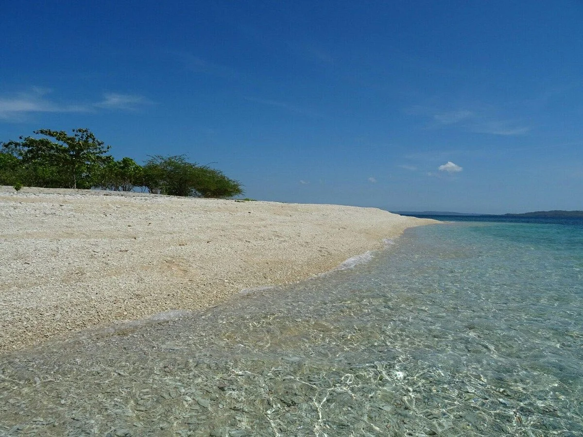 Manadi Island