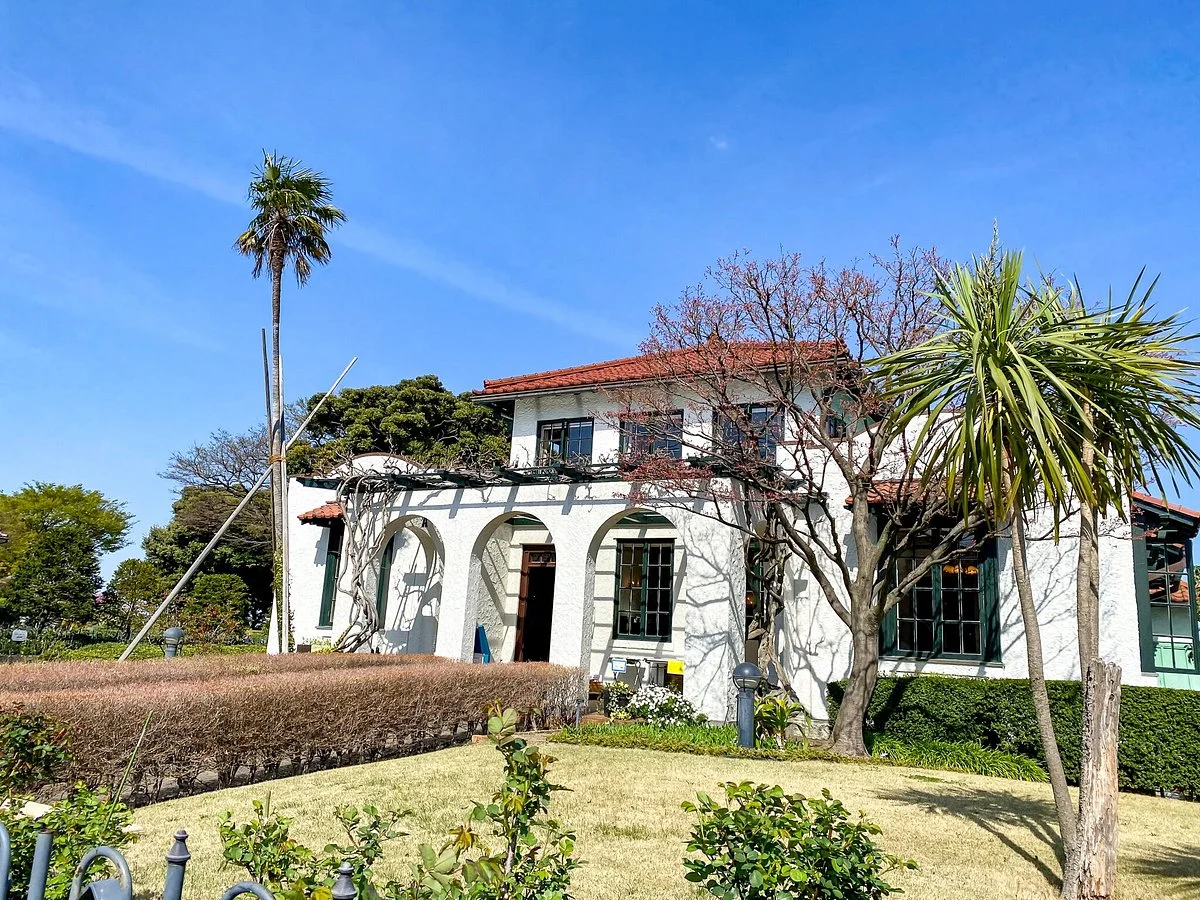 Yamate 111ban Residence