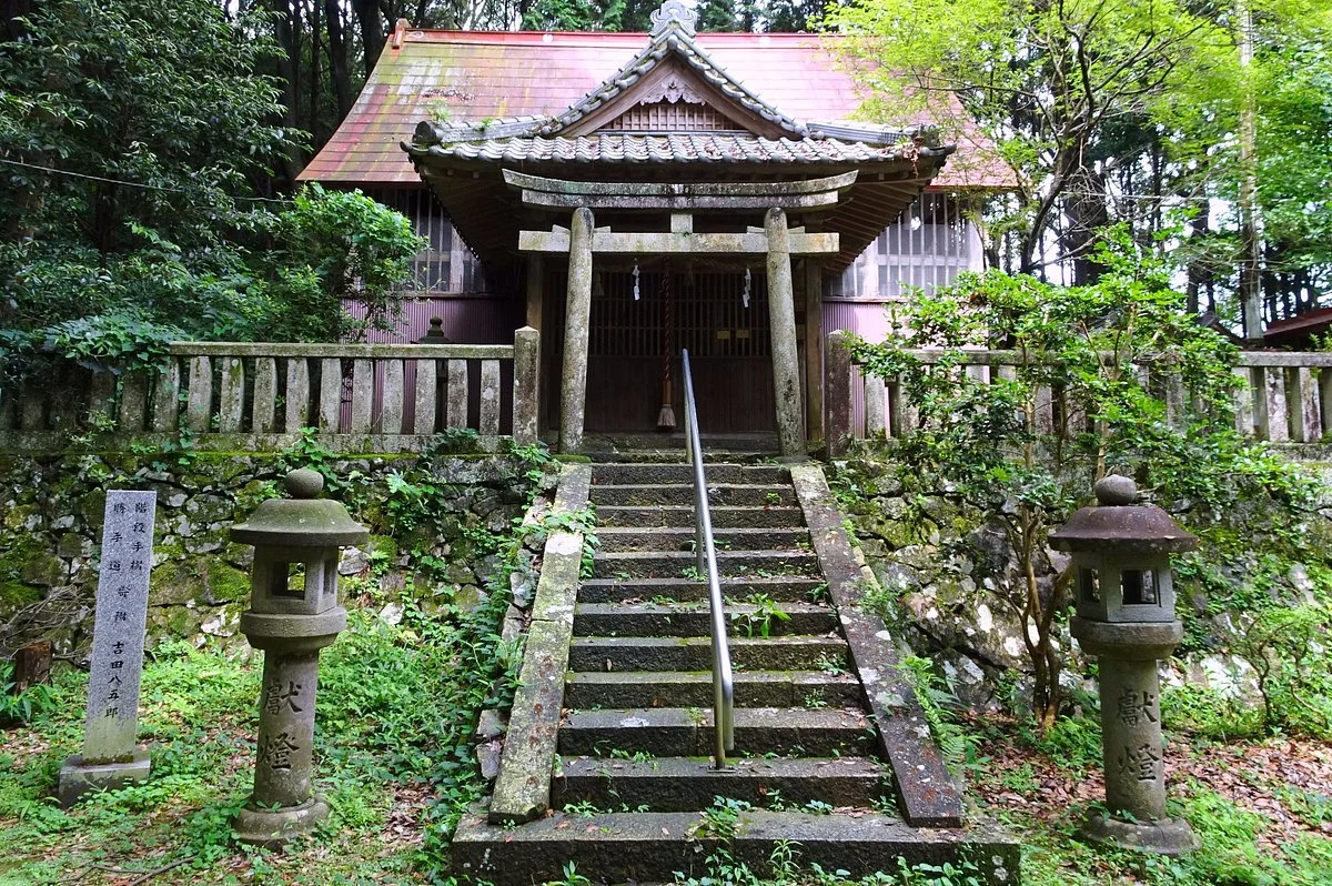 Yoshida Hachiman Shrine
