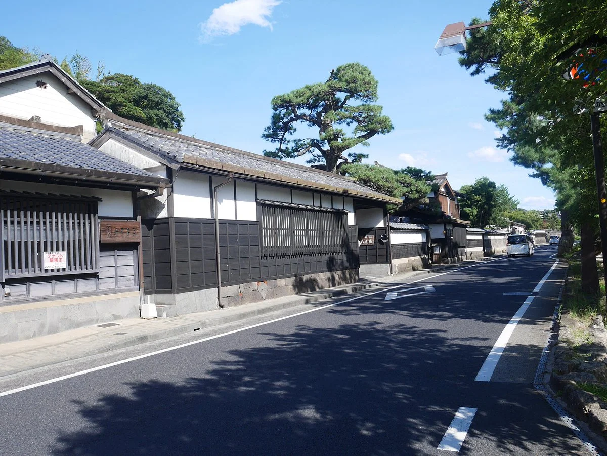 Shiomi Nawate Street