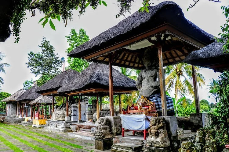 Kebo Edan Temple