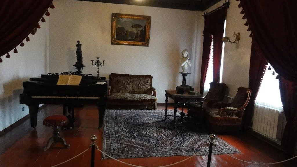 Isahakyan House Museum