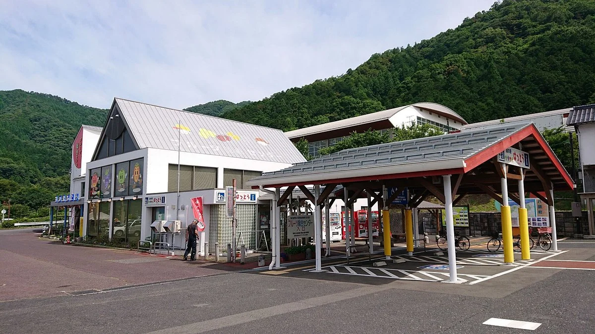 Hatto Michi-no-Eki