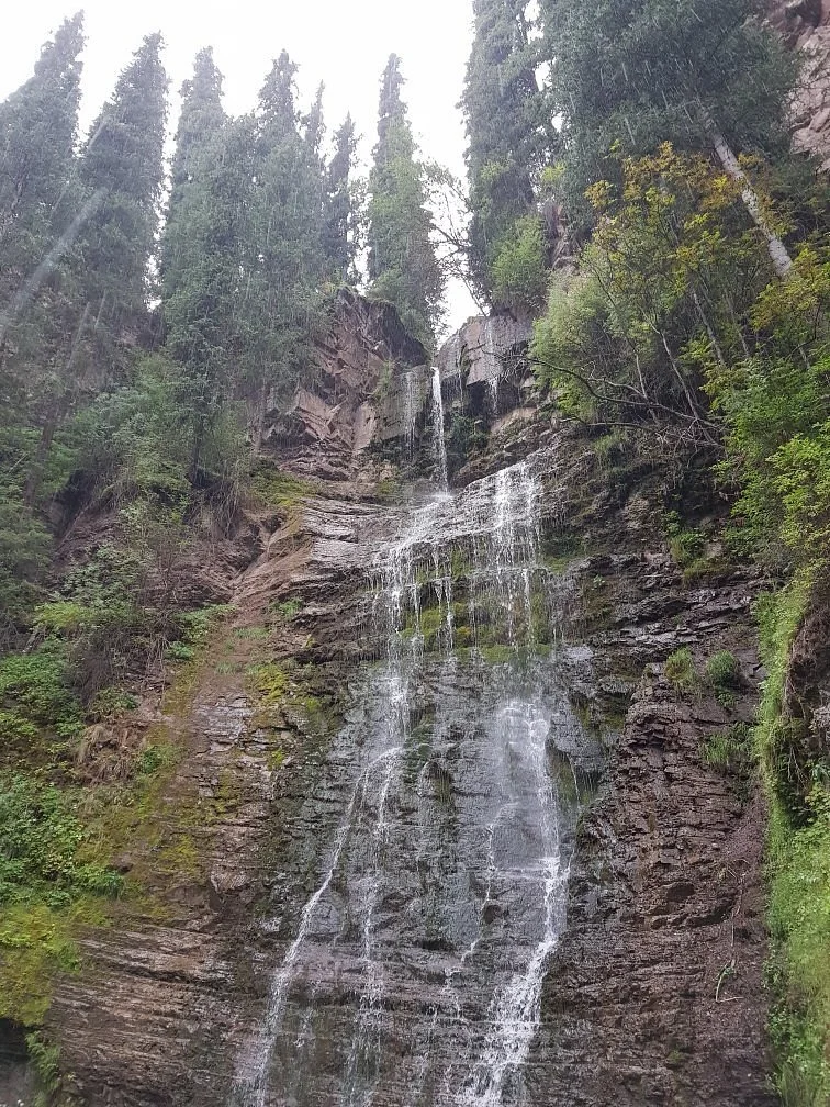 Waterfall Devichi Kosy
