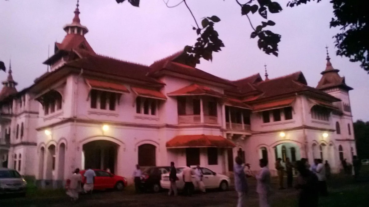 Kowdiar Palace