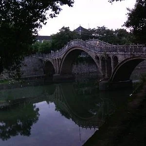 Daoxian Yueyan Cave