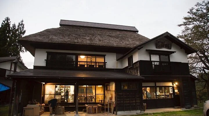 Kashiwazaki Ayako Mai Hall
