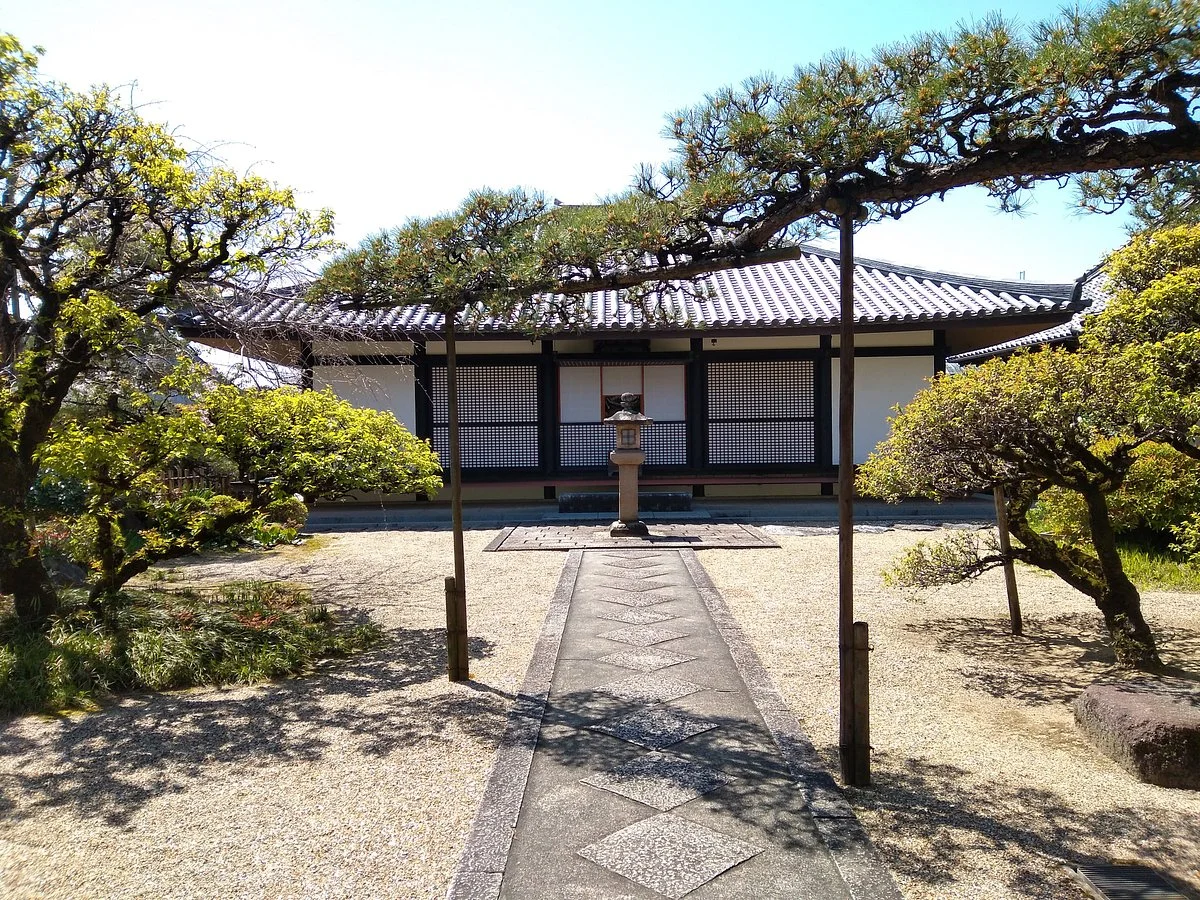 Komido-ji Temple